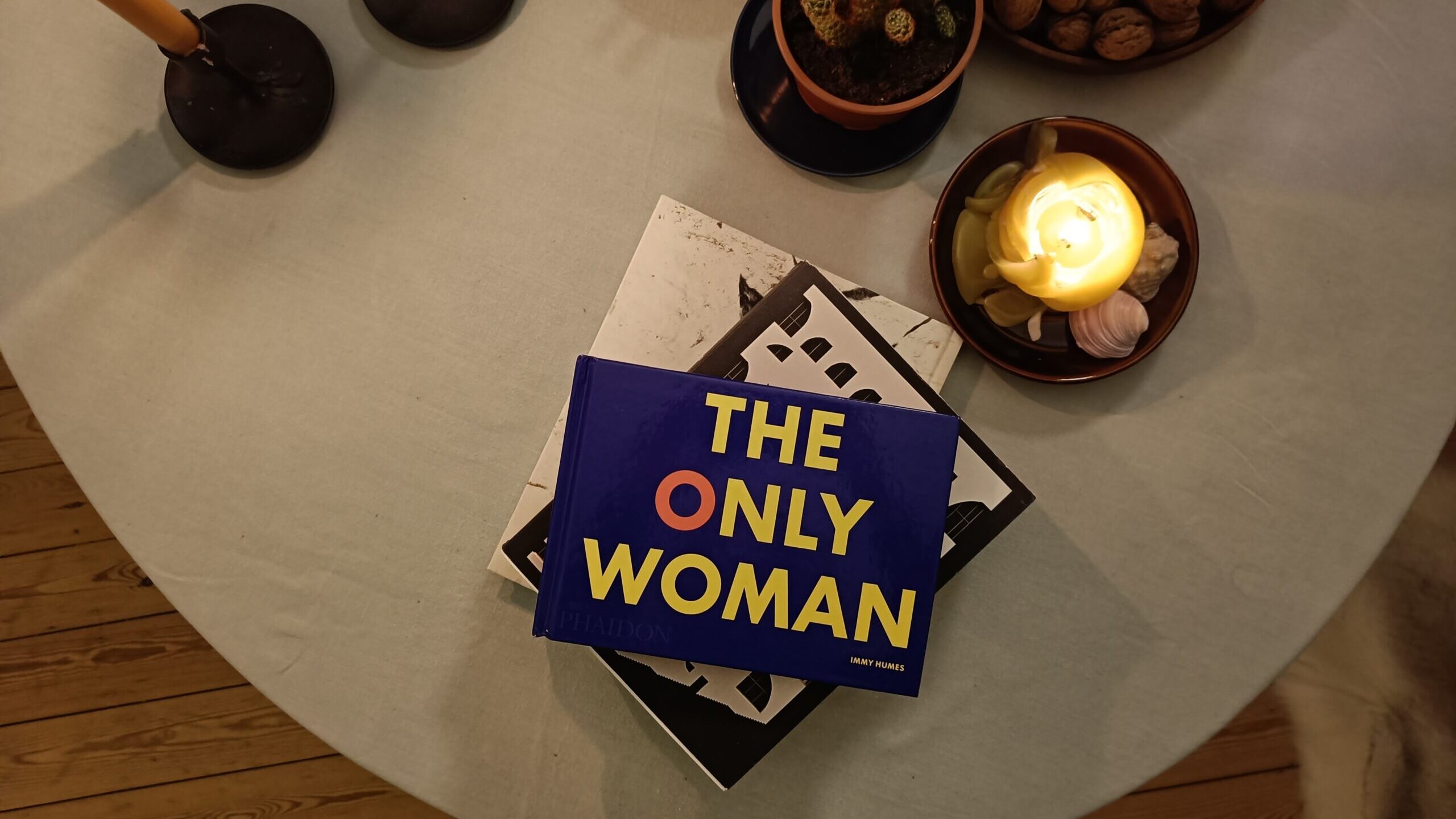 Lees meer over het artikel Welke salontafelboeken-enthousiasteling ben jij?